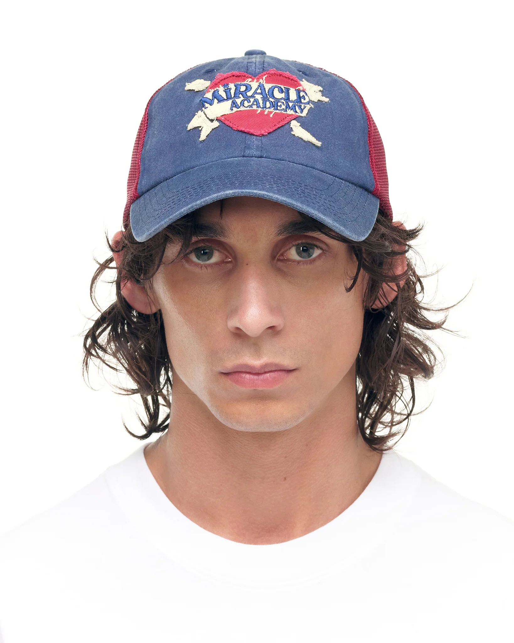 Heartbreaker Vintage Trucker Hat - Image 2