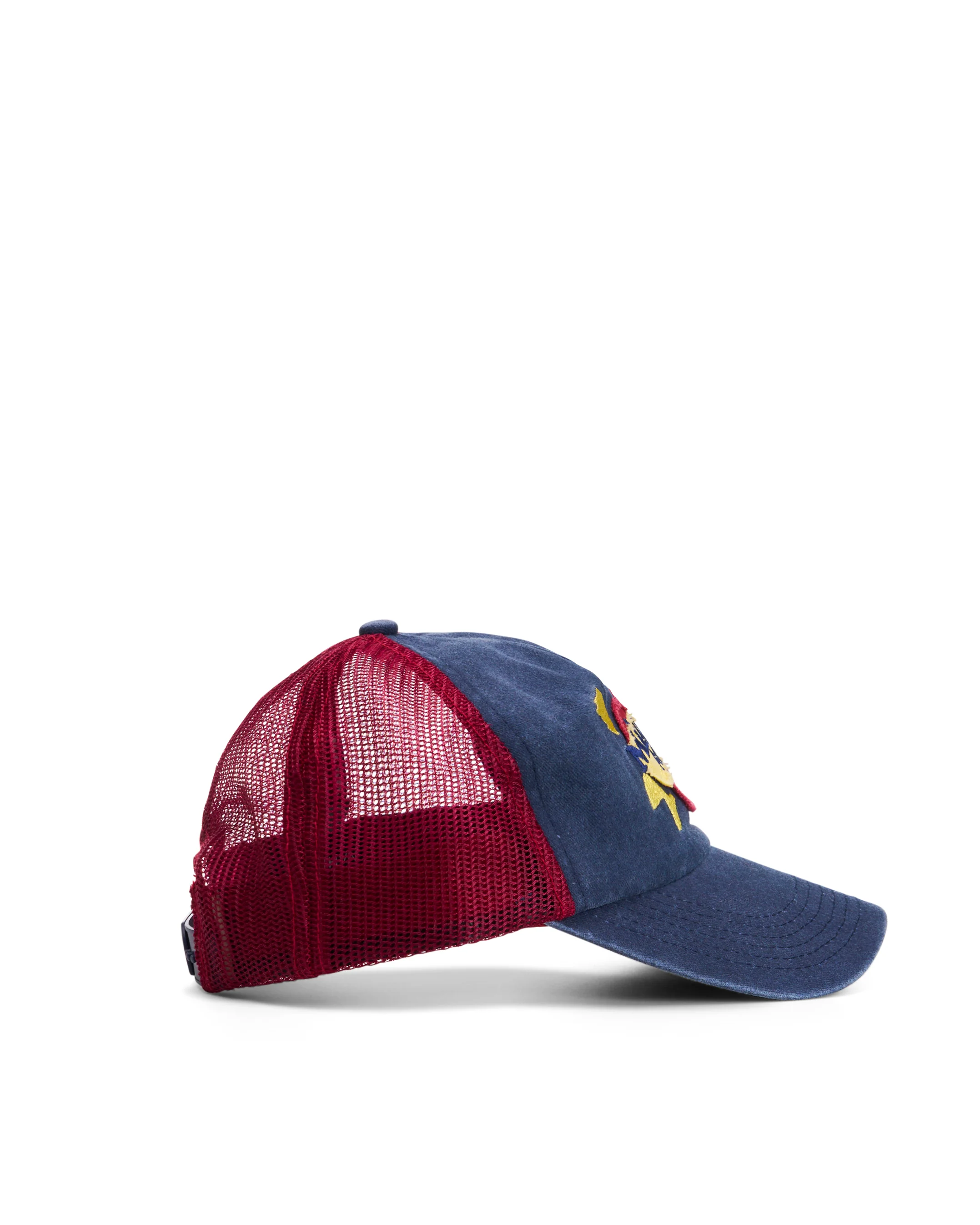 Heartbreaker Vintage Trucker Hat - Image 4