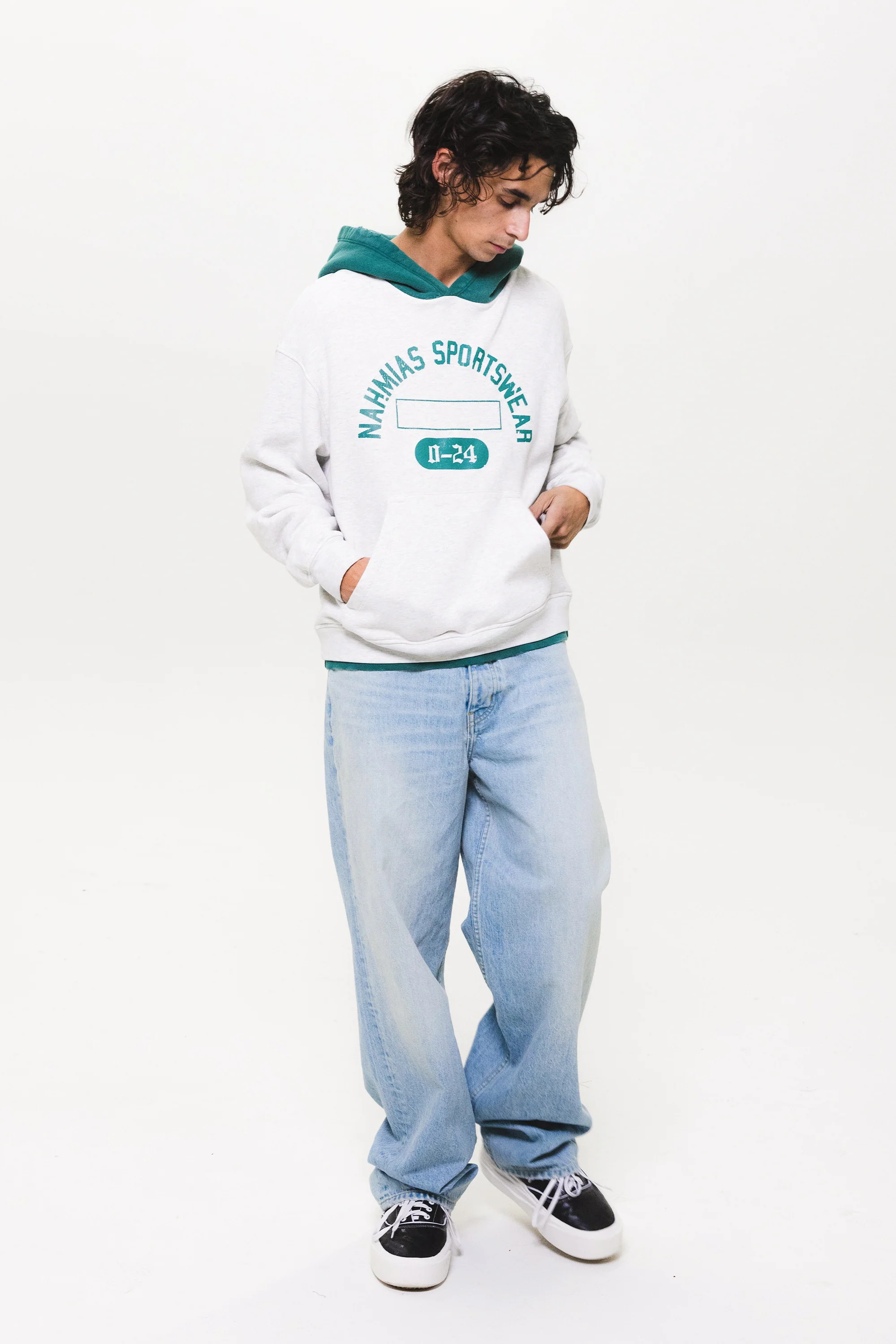 Light Wash Baggy Jeans - Image 4