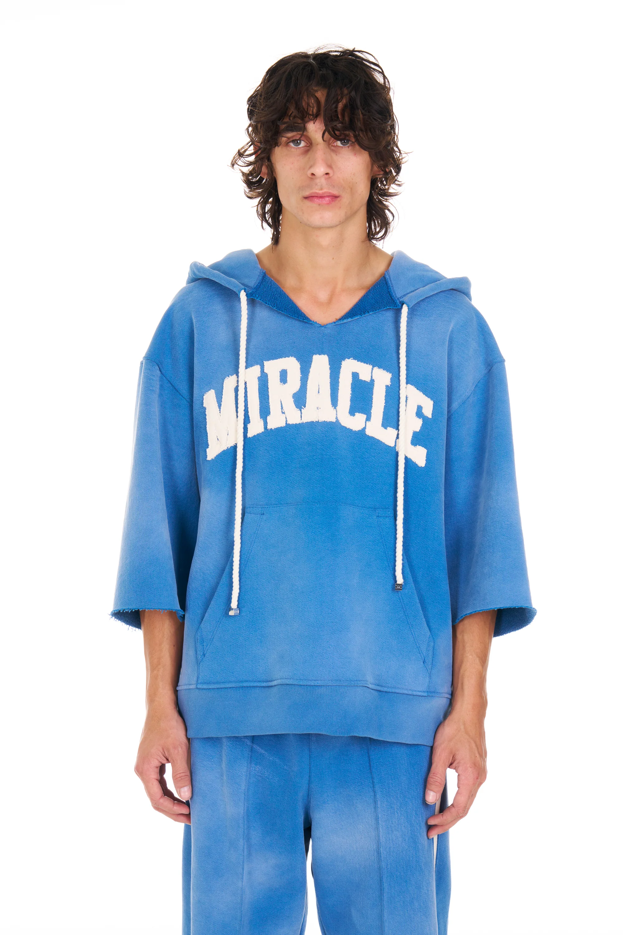 Miracle Cut Off Hoodie in Worn Blue