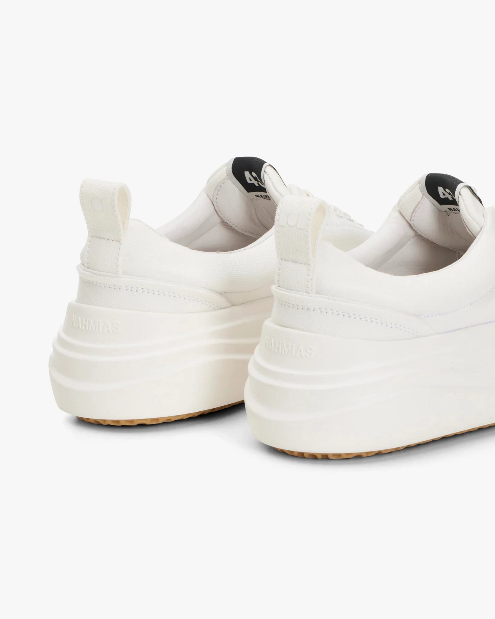 Ollie Canvas Sneaker in White - Image 6