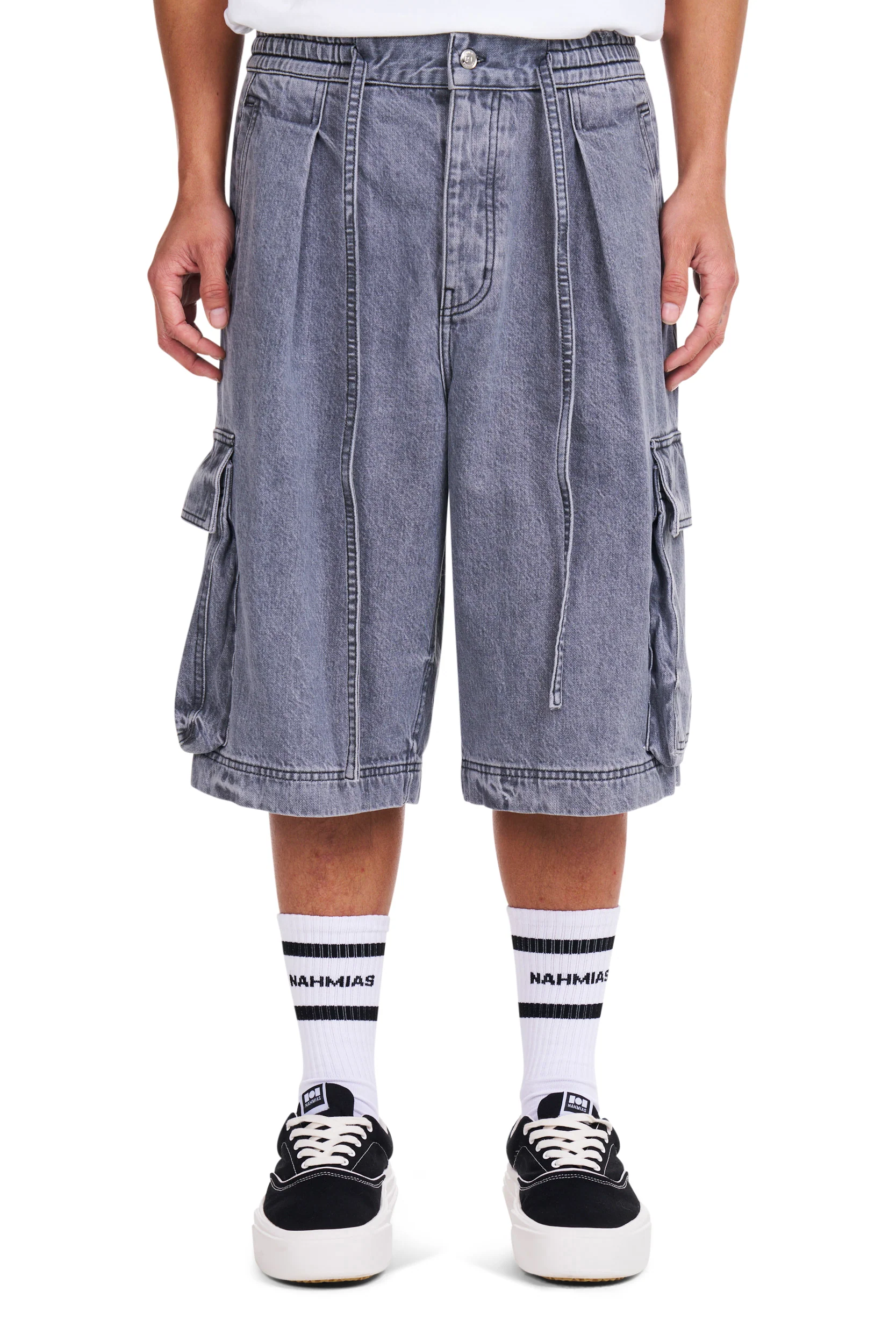Washed Pleated Cargo Shorts